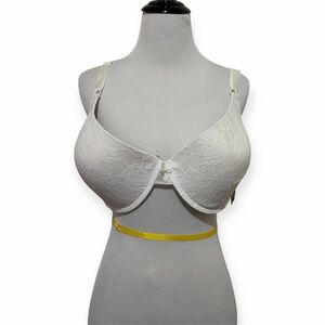 smart and sexy white lace bra size 40DD